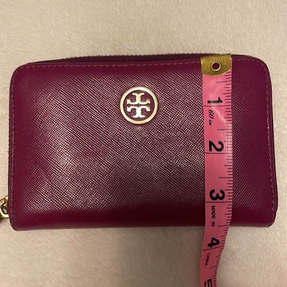 Tory Burch Purple Wallet - Picture 9 of 17